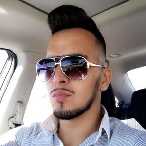 Meet your Posher, Isay